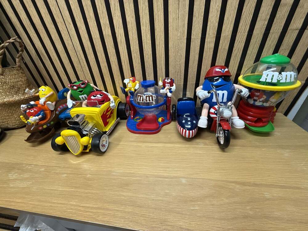 Lot of 5 Vintage M&M's Candy Dispenser Collection